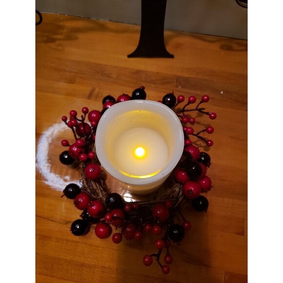 Battery Operated Candle w/Berry Grapevine Ring Timer New In Box - Picture 4 of 6